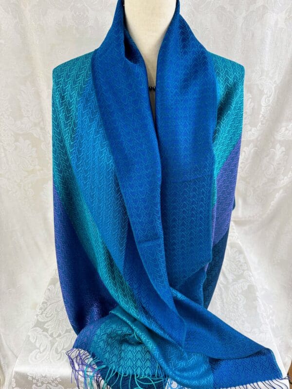 Baby Alpaca & Silk Shawl from Peru (Blue) - Image 3